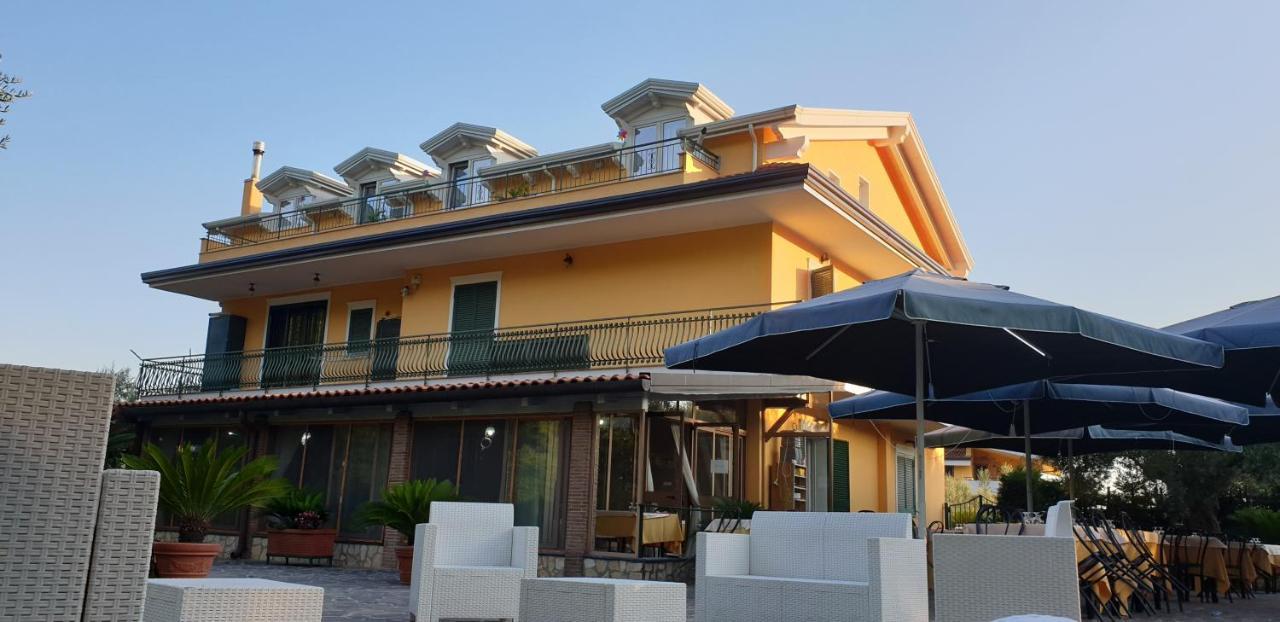 B&B Oliveto Caserte Extérieur photo